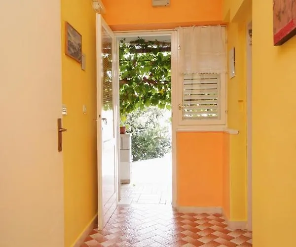 Apartman By The Sea Brna, Korcula - 9293 *